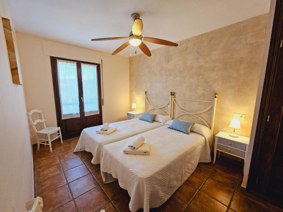 Lagar De Palacio Santa Cilia de Jaca Pokoj fotografie