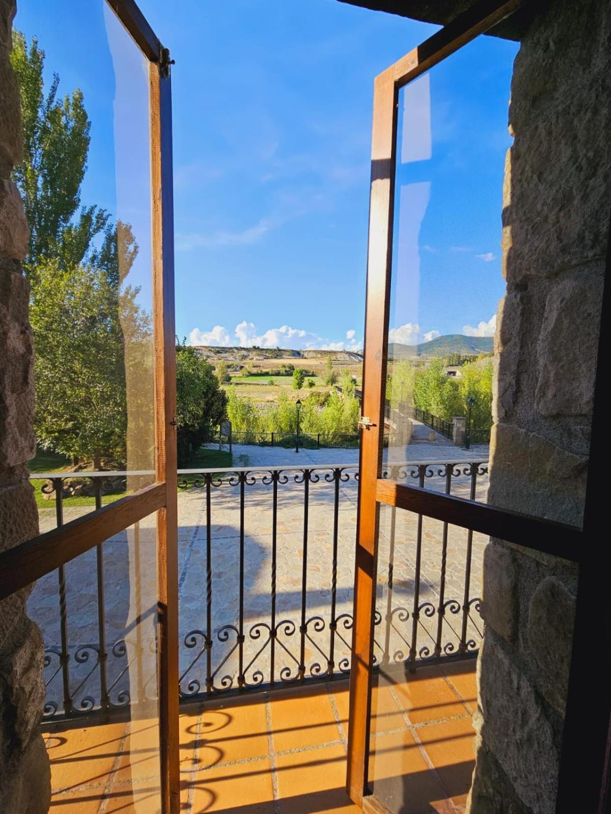 Lagar De Palacio Santa Cilia de Jaca Pokoj fotografie
