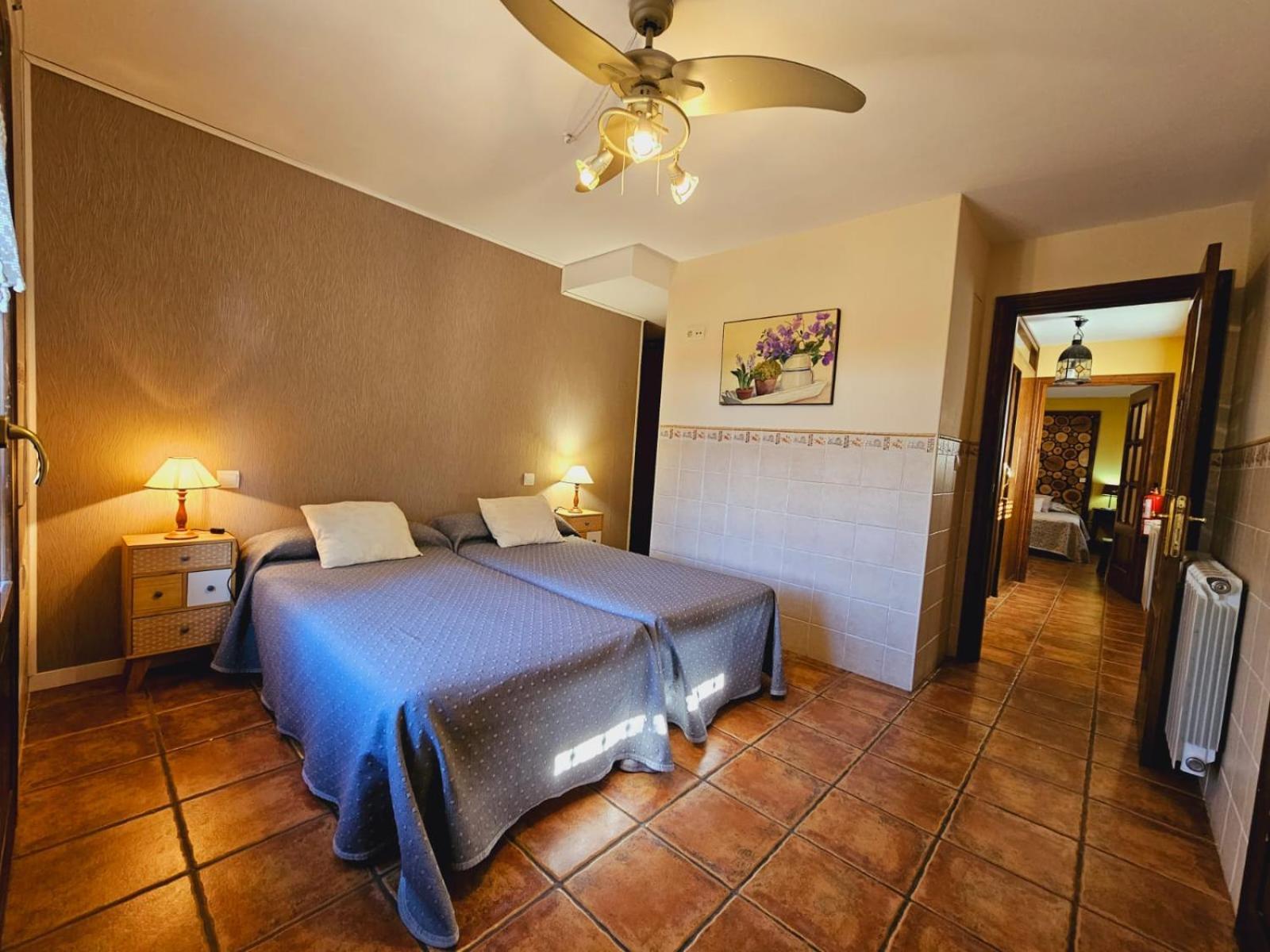 Lagar De Palacio Santa Cilia de Jaca Pokoj fotografie