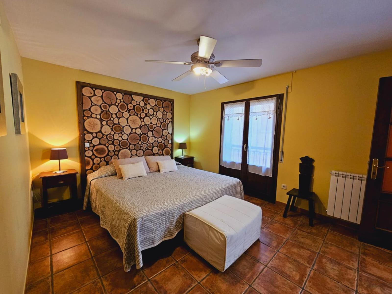 Lagar De Palacio Santa Cilia de Jaca Pokoj fotografie